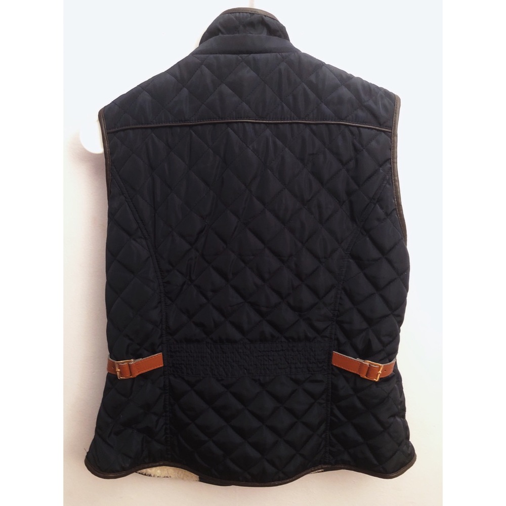 Quilted Vest Size: Medium